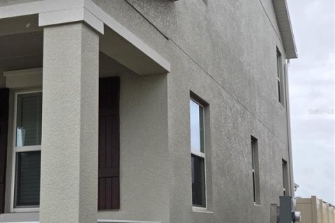 Touwnhouse à vendre à Kissimmee, Floride: 3 chambres, 163.04 m2 № 2117623 - photo 4