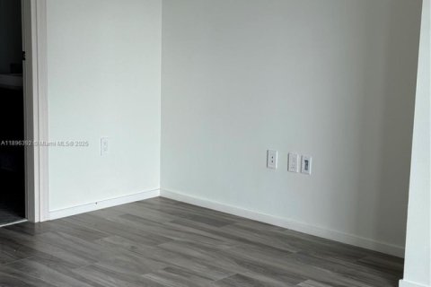 Condominio en alquiler en Miami, Florida, 2 dormitorios, 103.49 m2 № 1950466 - foto 21
