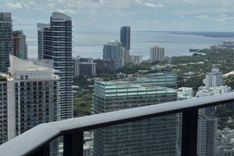 Condominio en alquiler en Miami, Florida, 2 dormitorios, 103.49 m2 № 1950466 - foto 1