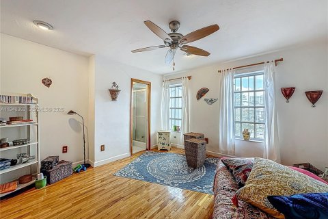 Touwnhouse à vendre à North Miami, Floride: 2 chambres, 134.15 m2 № 2004724 - photo 19