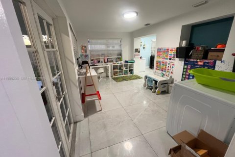 Купить виллу или дом в Майами, Флорида 3 спальни, 134.71м2, № 2050899 - фото 3