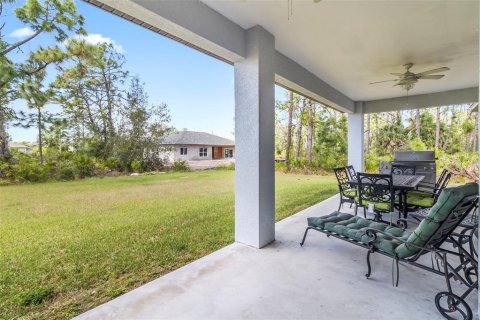 House in Port Charlotte, Florida 3 bedrooms, 172.15 sq.m. № 1266317 - photo 30