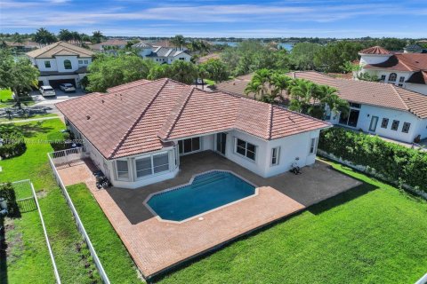 Casa en alquiler en Miramar, Florida, 4 dormitorios, 232.81 m2 № 1935554 - foto 4