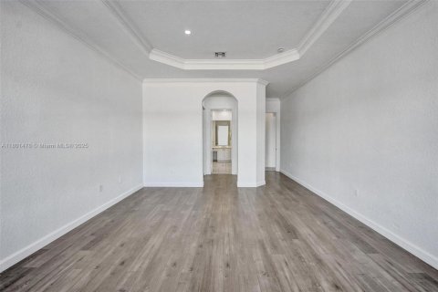 Casa en alquiler en Miramar, Florida, 4 dormitorios, 232.81 m2 № 1935554 - foto 17