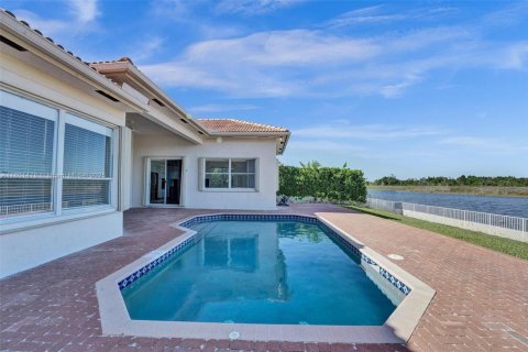 Casa en alquiler en Miramar, Florida, 4 dormitorios, 232.81 m2 № 1935554 - foto 22