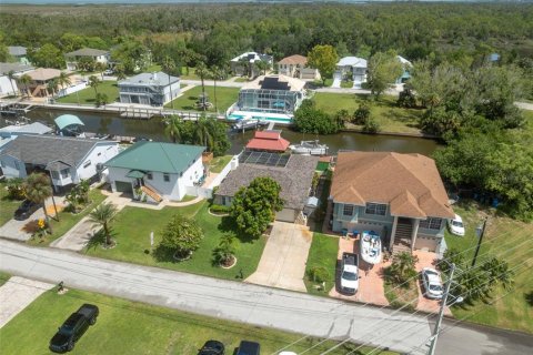 Casa en venta en Hudson, Florida, 3 dormitorios, 122.63 m2 № 1900616 - foto 3