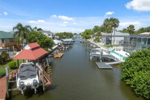 Casa en venta en Hudson, Florida, 3 dormitorios, 122.63 m2 № 1900616 - foto 4
