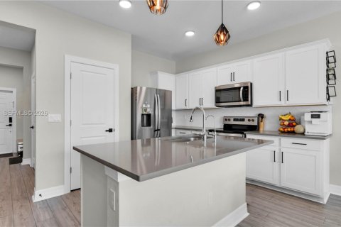 Townhouse in Lauderdale Lakes, Florida 3 bedrooms, 140.84 sq.m. № 2074566 - photo 12