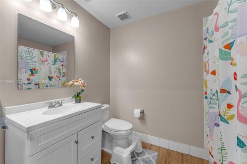 Купить таунхаус в Дорал, Флорида 3 спальни, 176.33м2, № 2051409 - фото 14