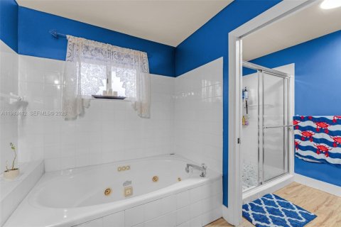 Купить таунхаус в Дорал, Флорида 3 спальни, 176.33м2, № 2051409 - фото 23