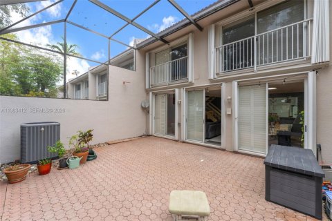 Купить таунхаус в Дорал, Флорида 3 спальни, 176.33м2, № 2051409 - фото 30