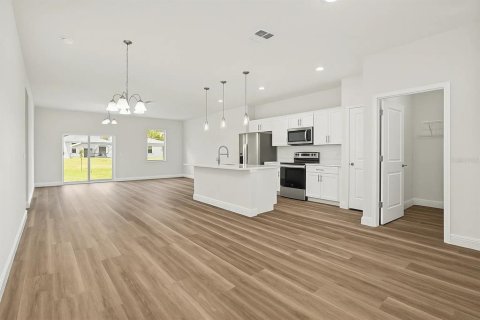 House in Ocala, Florida 4 bedrooms, 170.29 sq.m. № 1835035 - photo 12