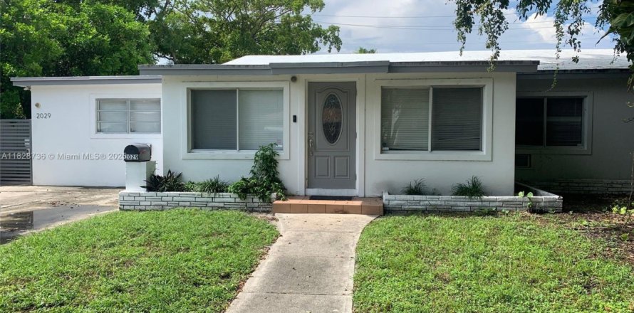 Condo à Hollywood, Floride, 2 chambres № 1800707