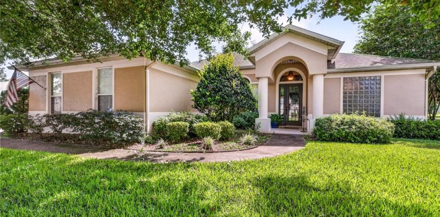 Casa en Grand Island, Florida 3 dormitorios, 172.52 m2 № 2102857