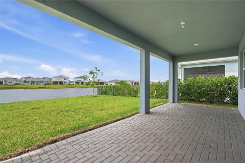 Villa ou maison à vendre à Port St. Lucie, Floride: 3 chambres, 153.94 m2 № 2282151 - photo 29