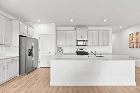 Villa ou maison à vendre à Port St. Lucie, Floride: 3 chambres, 153.94 m2 № 2282151 - photo 11