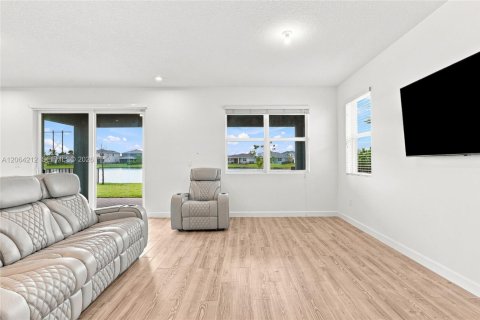 Villa ou maison à vendre à Port St. Lucie, Floride: 3 chambres, 153.94 m2 № 2282151 - photo 8