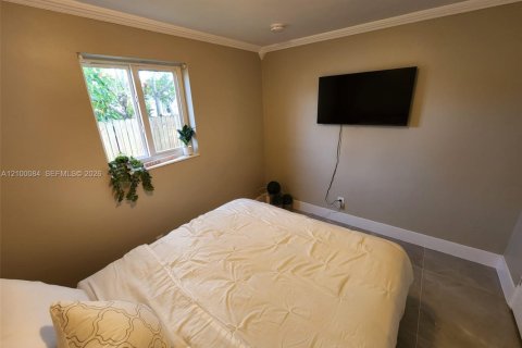 Villa ou maison à louer à Oakland Park, Floride: 4 chambres, 123.75 m2 № 2402236 - photo 4