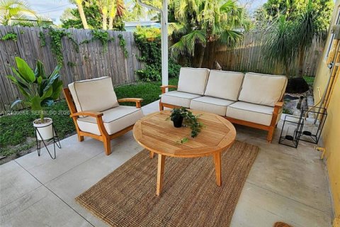 Villa ou maison à louer à Oakland Park, Floride: 4 chambres, 123.75 m2 № 2402236 - photo 8