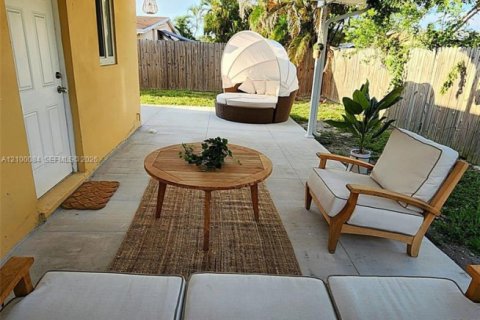 Villa ou maison à louer à Oakland Park, Floride: 4 chambres, 123.75 m2 № 2402236 - photo 13