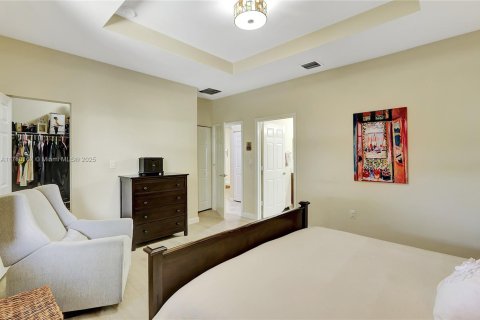 House in Homestead, Florida 4 bedrooms, 185.06 sq.m. № 1579909 - photo 10