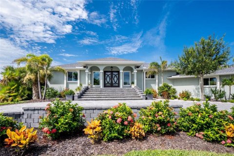 Villa ou maison à vendre à Placida, Floride: 3 chambres, 207.36 m2 № 2149218 - photo 2