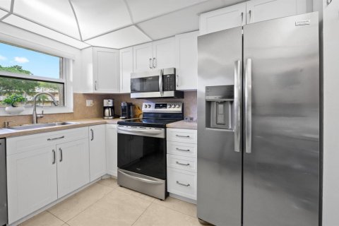 Купить кондоминиум в Санрайз, Флорида 3 комнаты, 95.22м2, № 2176786 - фото 4