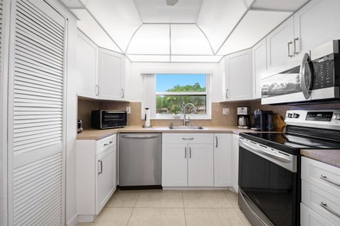 Condominio en Sunrise, Florida, 2 dormitorios  № 2176786