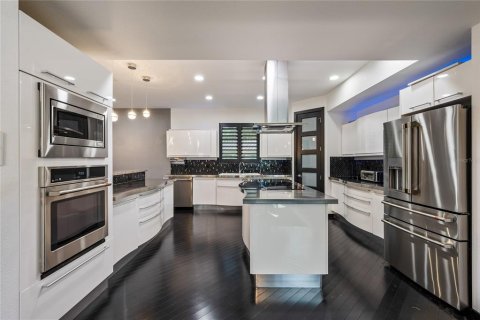 Villa ou maison à vendre à DeLand, Floride: 4 chambres, 477.89 m2 № 2229939 - photo 16
