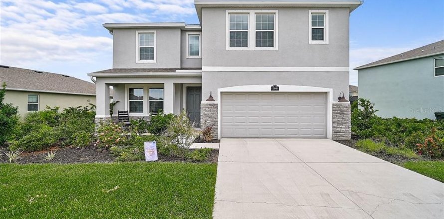 House in Sarasota, Florida 5 bedrooms, 337.51 sq.m. № 2218833
