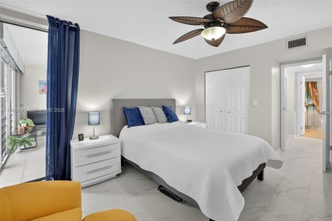 Condominio en venta en Lauderdale Lakes, Florida, 1 dormitorio, 69.49 m2 № 2026135 - foto 18