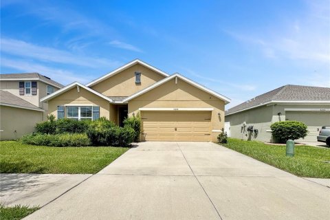 House in Gibsonton, Florida 4 bedrooms, 171.96 sq.m. № 1898454 - photo 1
