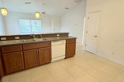 Appartement à louer à Rotonda, Floride: 2 chambres, 90.49 m2 № 2203039 - photo 5