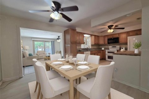 House in Clearwater, Florida 3 bedrooms, 119.57 sq.m. № 1876435 - photo 8