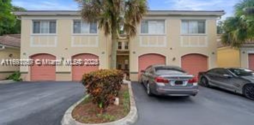Condominio en Miramar, Florida, 1 dormitorio № 1811719