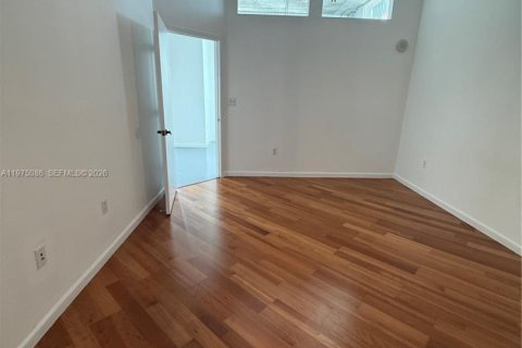 Copropriété à louer à Miami, Floride: 2 chambres, 101.64 m2 № 2041463 - photo 29