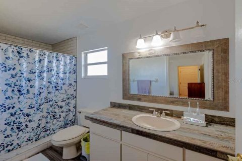 House in Lakeland, Florida 3 bedrooms, 145.67 sq.m. № 1591620 - photo 9