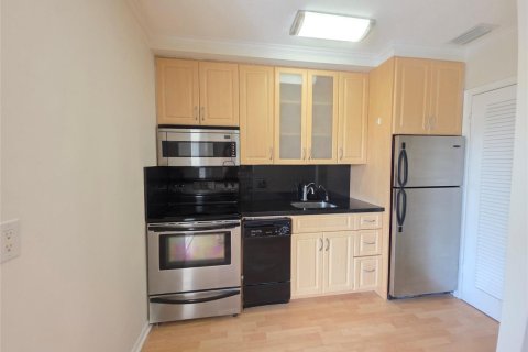Condominio en venta en Lighthouse Point, Florida, 1 dormitorio, 52.03 m2 № 2082696 - foto 5