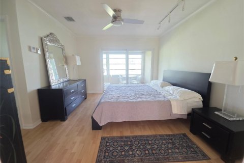 Condominio en venta en Lighthouse Point, Florida, 1 dormitorio, 52.03 m2 № 2082696 - foto 8