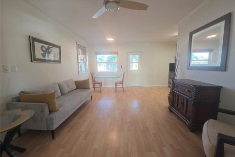 Condominio en venta en Lighthouse Point, Florida, 1 dormitorio, 52.03 m2 № 2082696 - foto 4