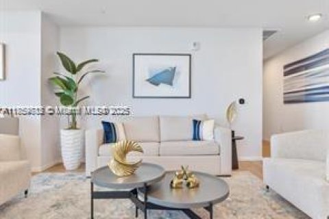 Copropriété à vendre à Miami, Floride: 2 chambres, 91.32 m2 № 1886538 - photo 5