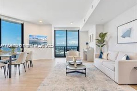 Copropriété à vendre à Miami, Floride: 2 chambres, 91.32 m2 № 1886538 - photo 2