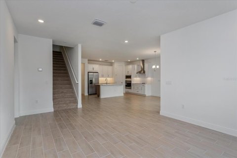 House in Winter Garden, Florida 3 bedrooms, 216.83 sq.m. № 940069 - photo 27