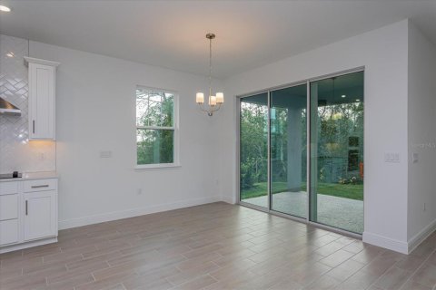 House in Winter Garden, Florida 3 bedrooms, 216.83 sq.m. № 940069 - photo 25