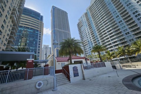 Снять в аренду кондоминиум в Майами, Флорида 2 спальни, 105.91м2, № 1989638 - фото 12