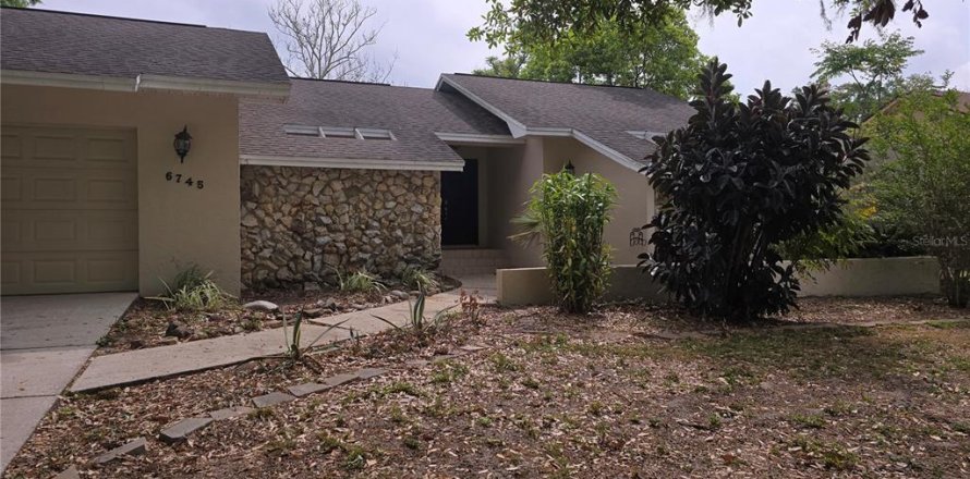 Villa ou maison à Lakeland, Floride 3 chambres, 174.28 m2 № 1608885