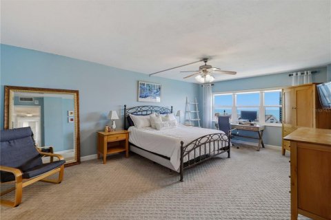 Condo in Clearwater, Florida, 2 bedrooms  № 2225815 - photo 21