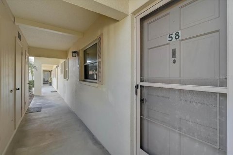 Condominio en venta en Sarasota, Florida, 2 dormitorios, 93.65 m2 № 2165929 - foto 3
