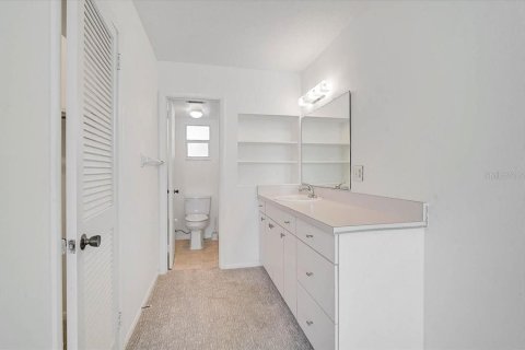 Condominio en venta en Sarasota, Florida, 2 dormitorios, 93.65 m2 № 2165929 - foto 18