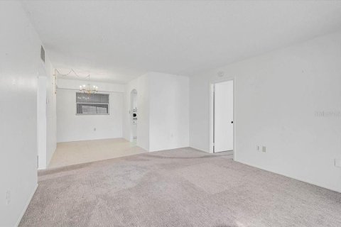 Condominio en venta en Sarasota, Florida, 2 dormitorios, 93.65 m2 № 2165929 - foto 5